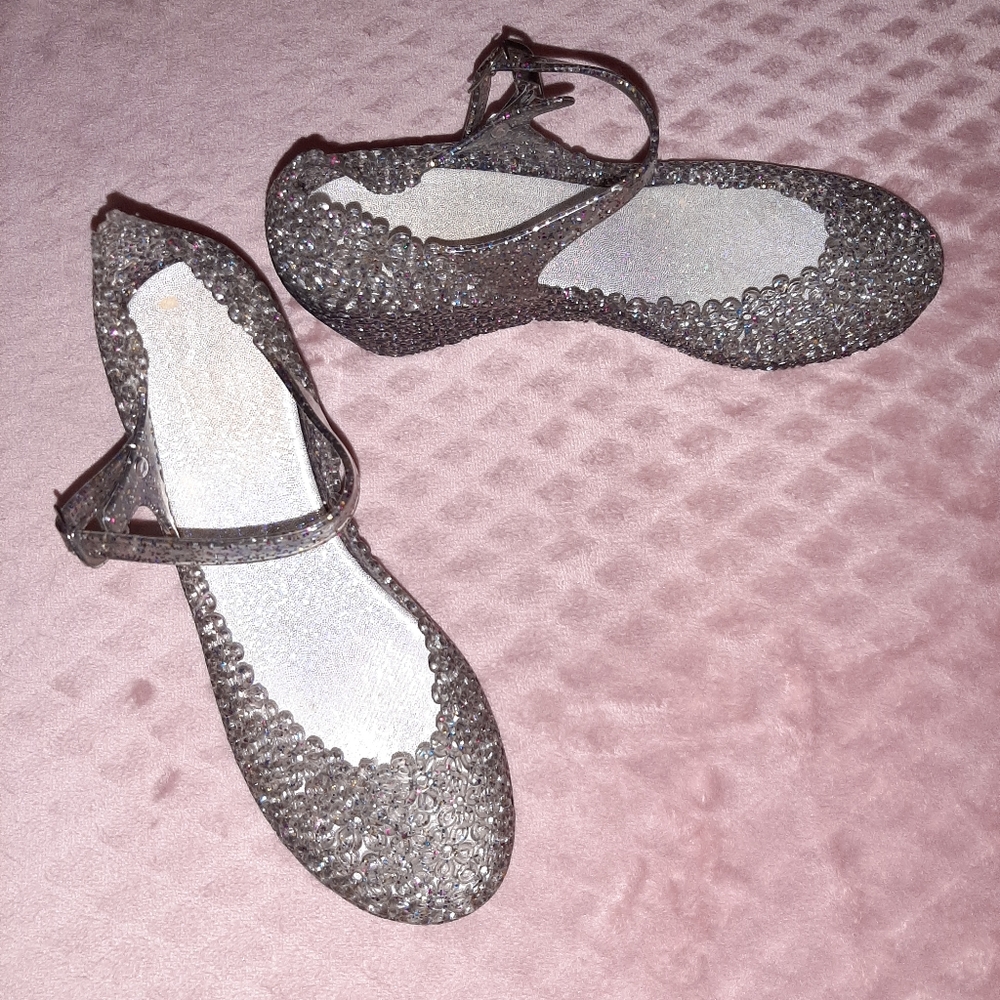 EUC Black Glitter Jelly Shoes with Daisy Design!